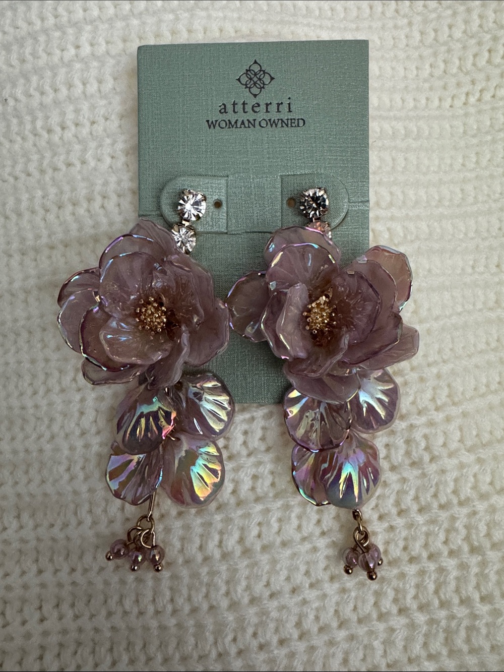 ๐โช๏ธAtterri โช๏ธPurple Floral Irridescent Cascading Drop Flower Earrings